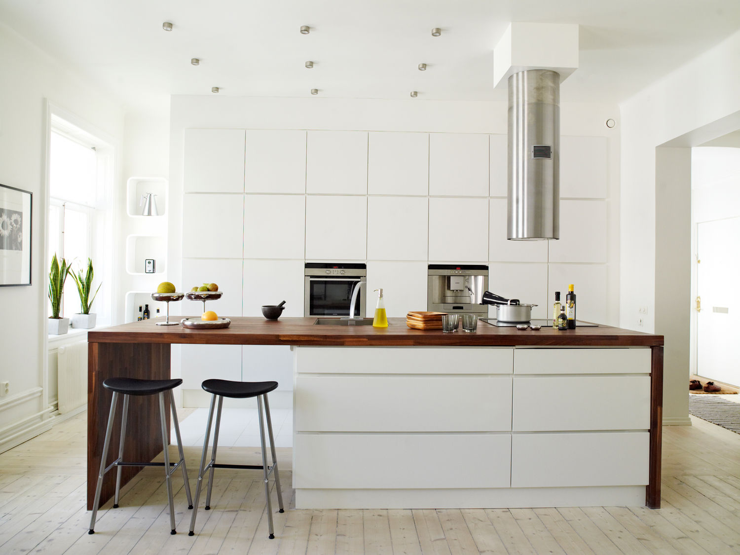 Custom kitchen cabinetry