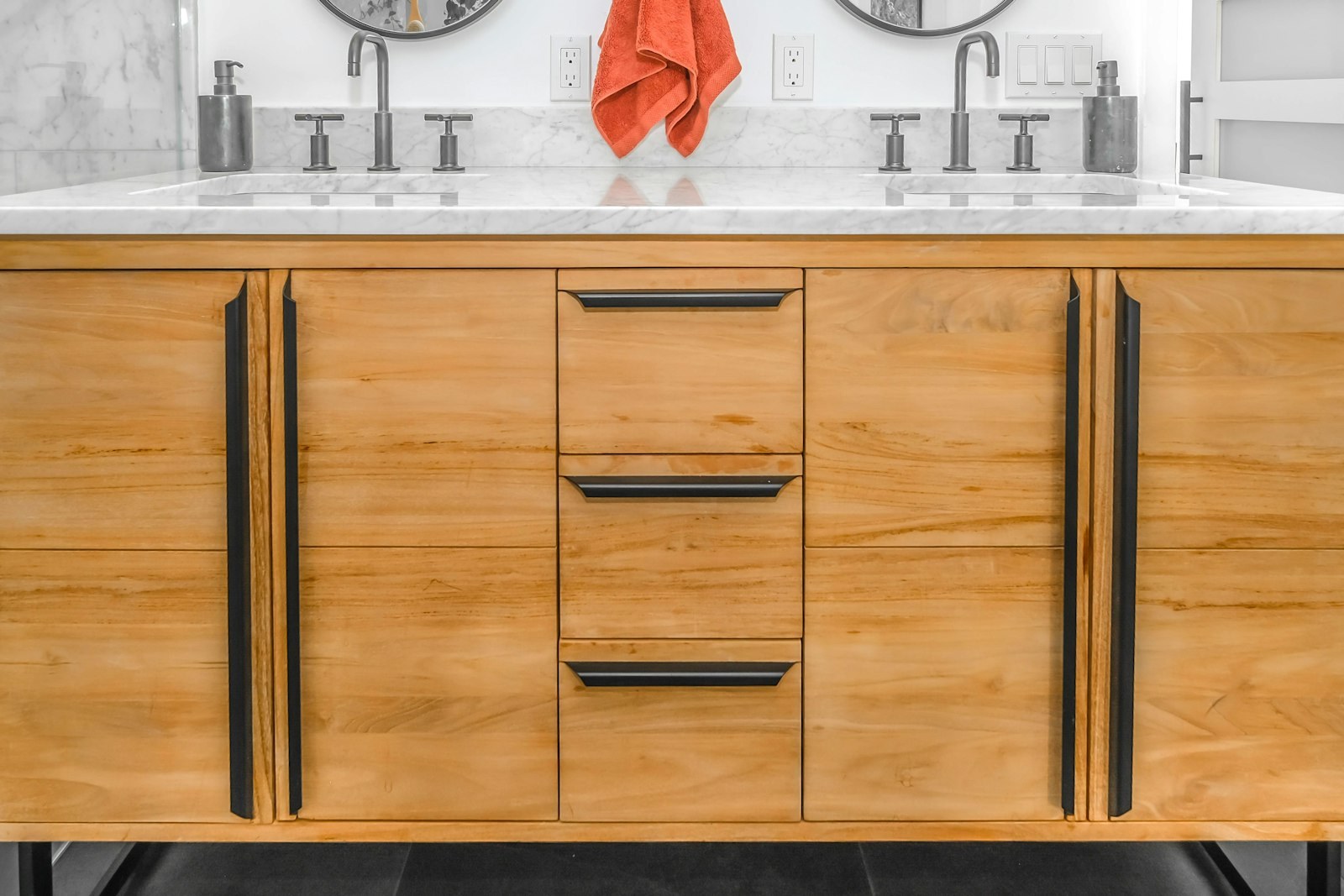Double-vanity bathroom renovation — New York