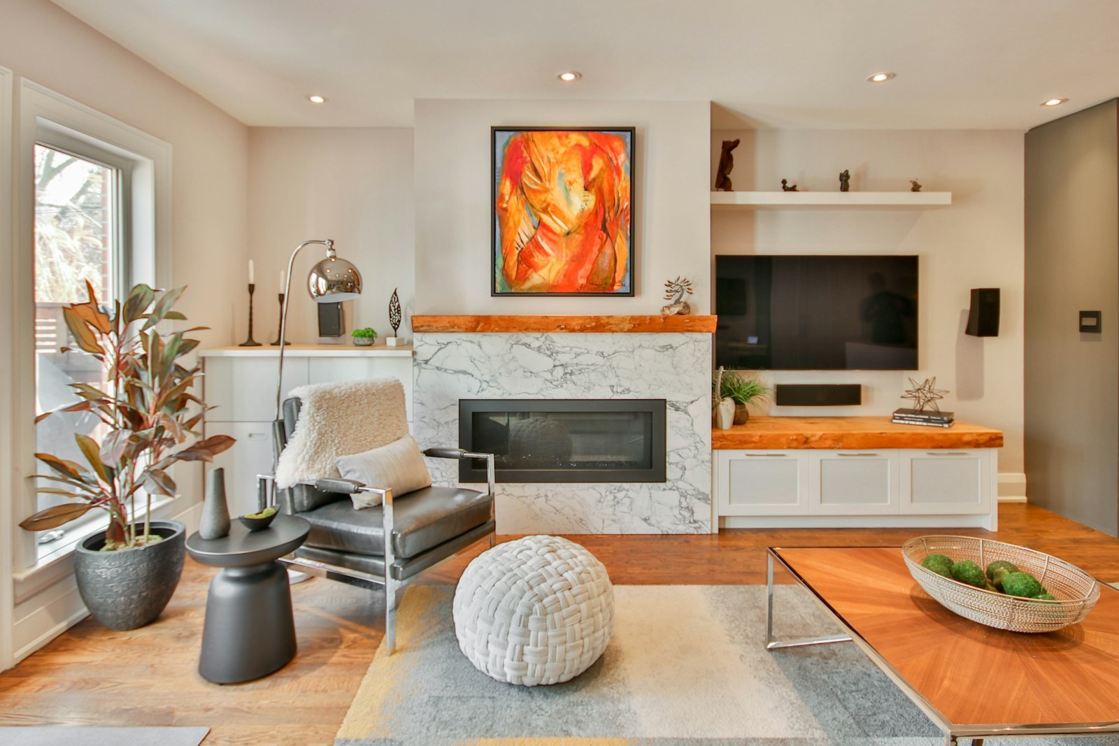 Home interior renovation by Milton's Construction — West Babylon, NY
