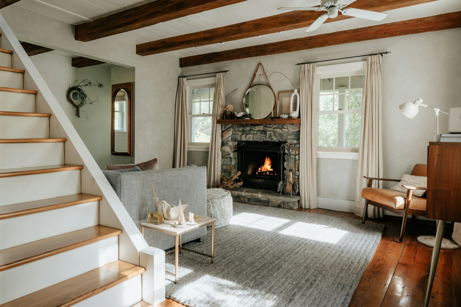 Cozy living space remodel — West Babylon, NY