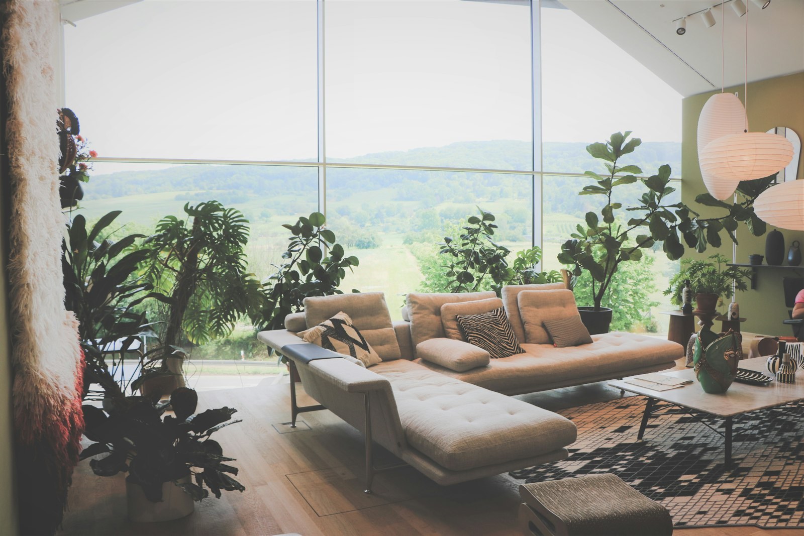 HVAC & Mr. Cool in Bay Shore, NY — Bright modern interior renovation — West Babylon, NY