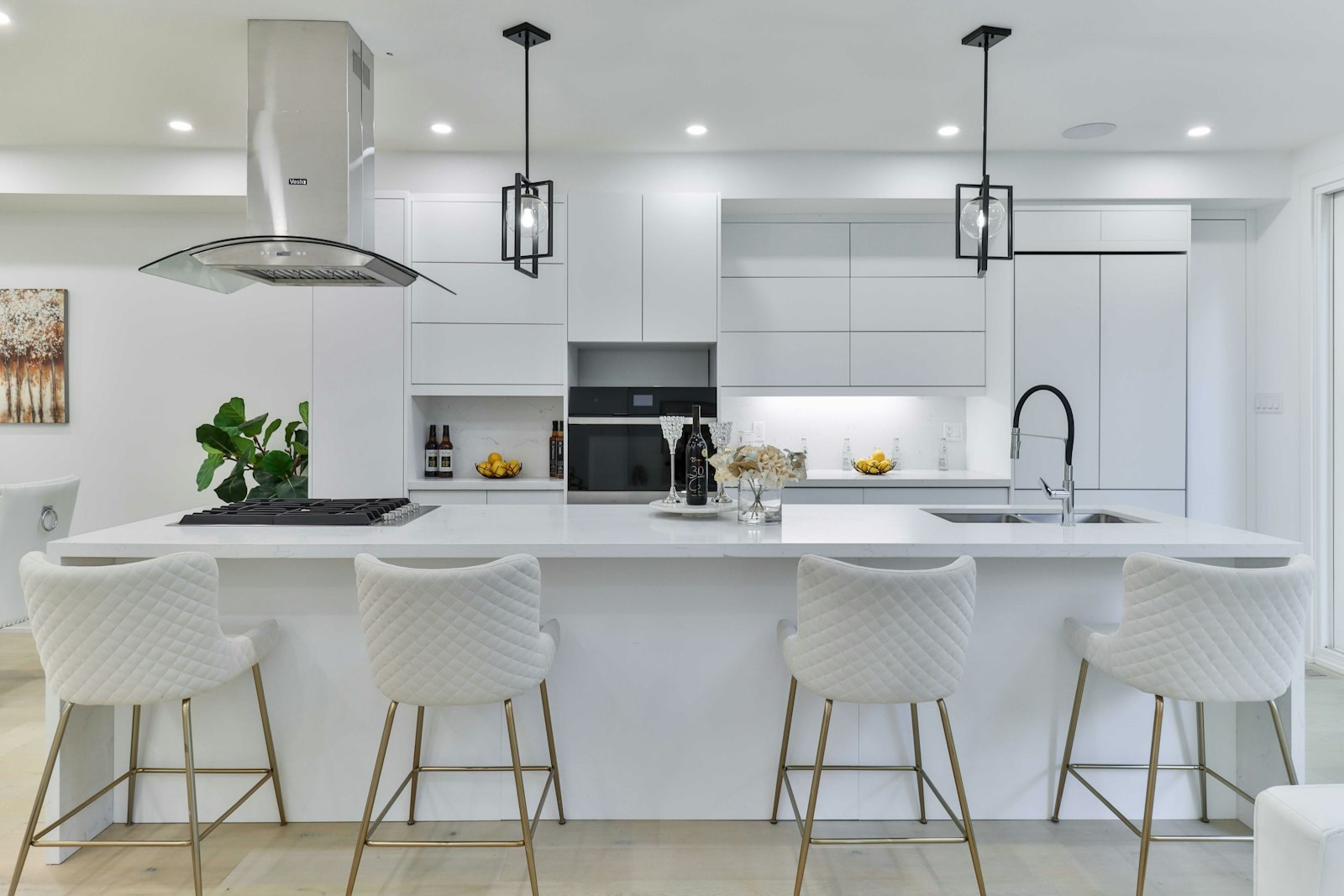 The Best Flooring for High-Traffic Long Island Homes