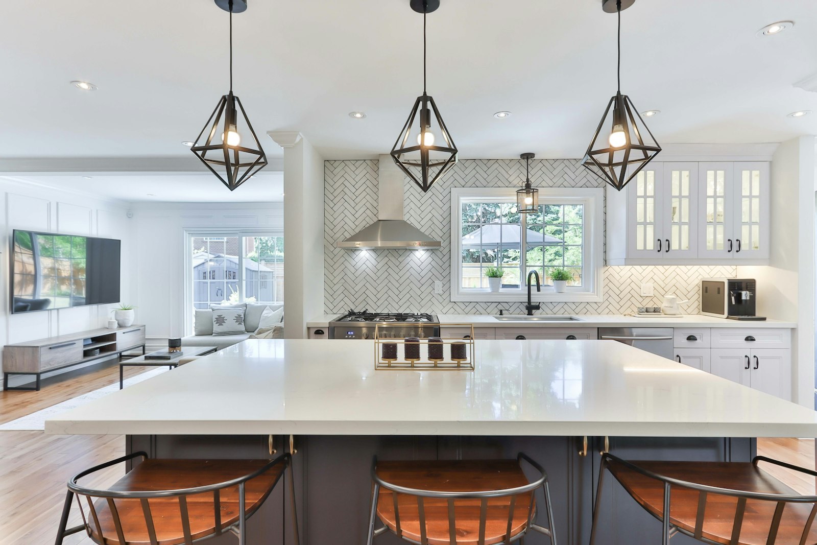 Farmhouse kitchen renovation with custom cabinets — New York — serving Suffolk County