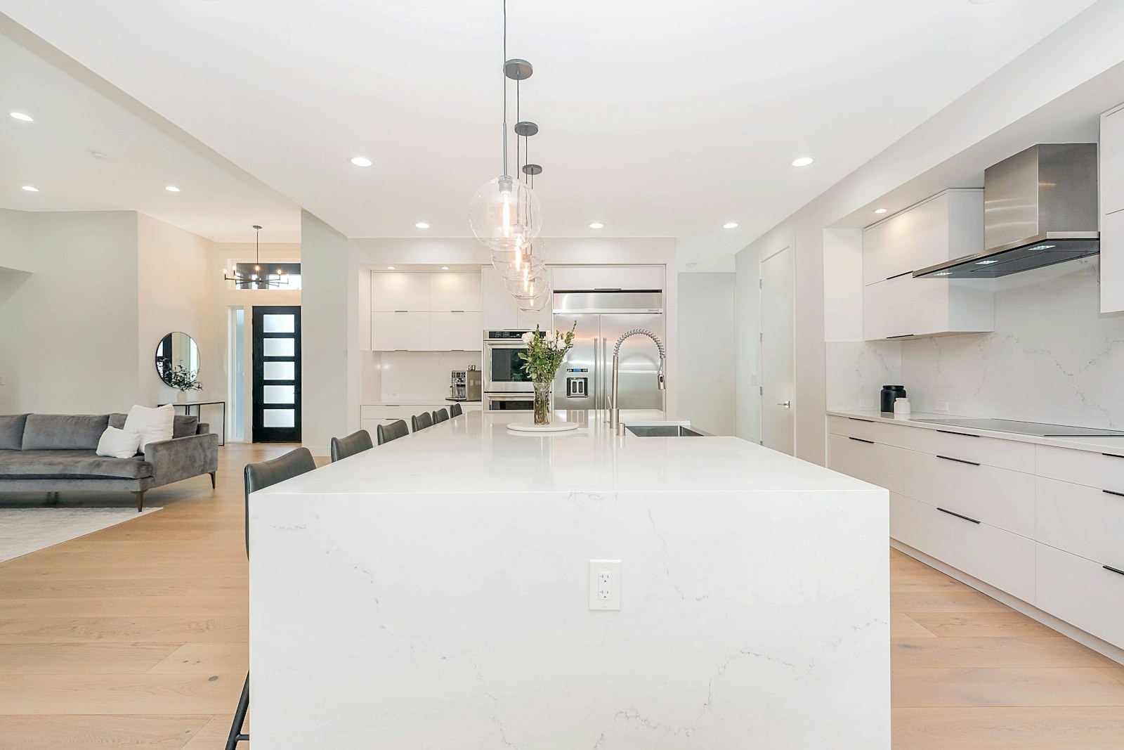 Kitchen Remodeling in Babylon Village, NY — Bright modern kitchen remodel — New York